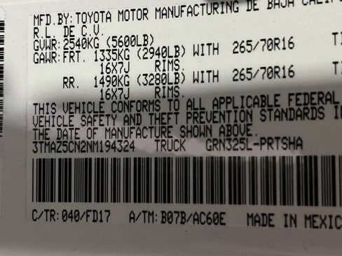 Used 2022 Toyota Tacoma TRD Off-Road w/ Technology Package RWD image 29