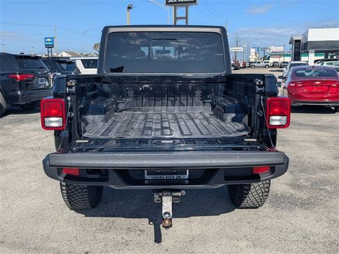 Used 2022 Jeep Gladiator Sport image 13