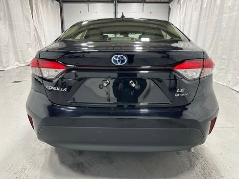 Used 2025 Toyota Corolla LE image 6