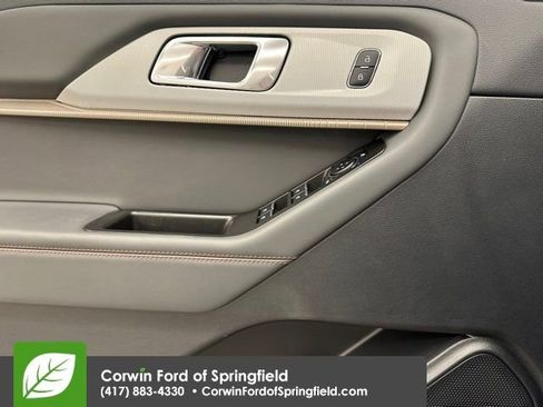 New 2026 Ford Explorer Active image 38