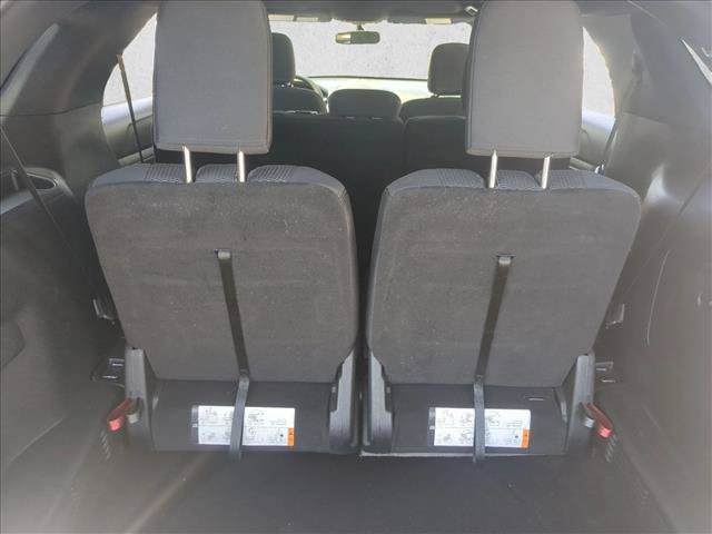 Used 2018 Ford Explorer XLT w/ Equipment Group 201A FWD image 6