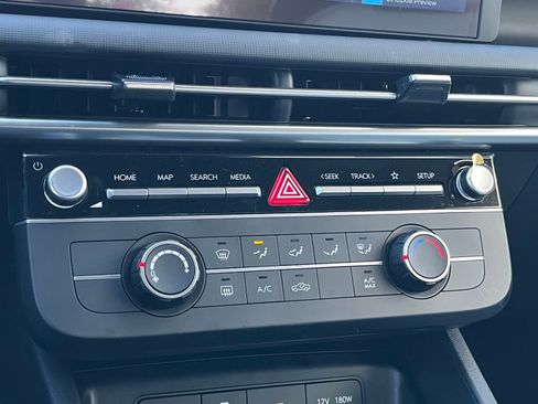 New 2026 Hyundai Santa Cruz SE FWD image 18