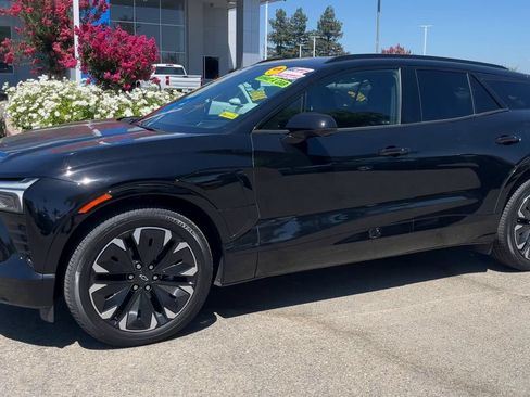 Used 2024 Chevrolet Blazer EV RS AWD/4WD image 3