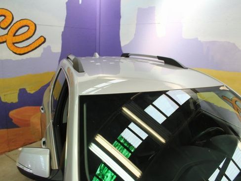 Used 2020 GMC Acadia SLE image 5