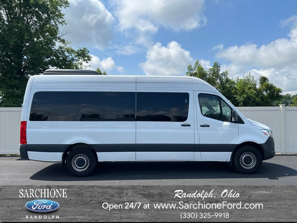 Used 2025 Mercedes-Benz Sprinter 2500 image 1