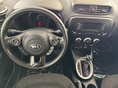 Used 2016 Kia Soul FWD image 23