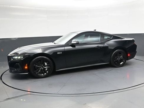 Used 2024 Ford Mustang GT image 7