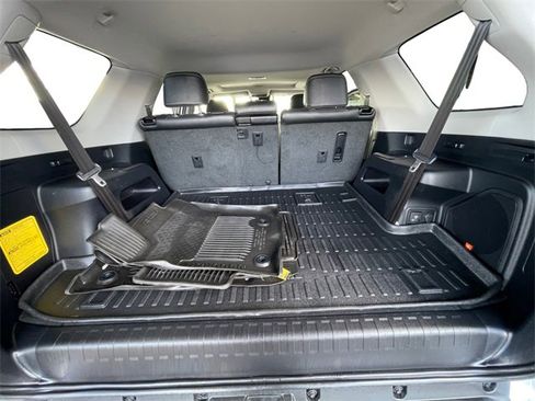 Used 2022 Toyota 4Runner Limited image 19