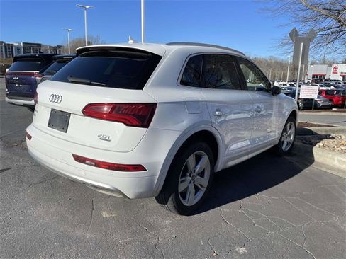 Used 2018 Audi Q5 2.0T Premium Plus w/ Premium Plus Package image 4