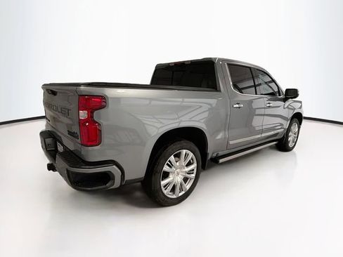 Used 2023 Chevrolet Silverado 1500 High Country w/ High Country Premium Package image 7
