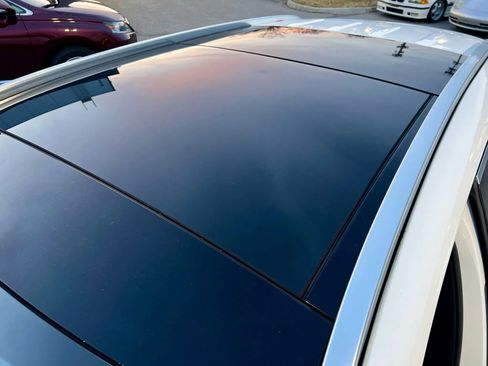 Used 2021 Mercedes-Benz GLC 300 4MATIC image 15