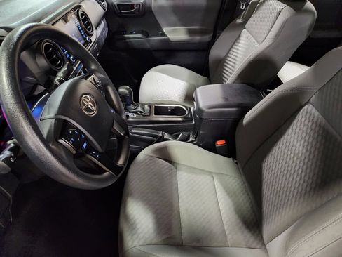 Used 2023 Toyota Tacoma SR AWD/4WD image 31