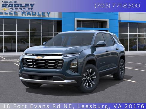 New 2026 Chevrolet Equinox LT w/ Convenience Package II image 8