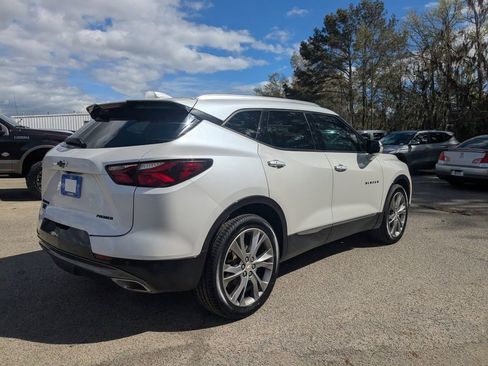 Used 2022 Chevrolet Blazer Premier w/ Enhanced Convenience Package FWD image 4