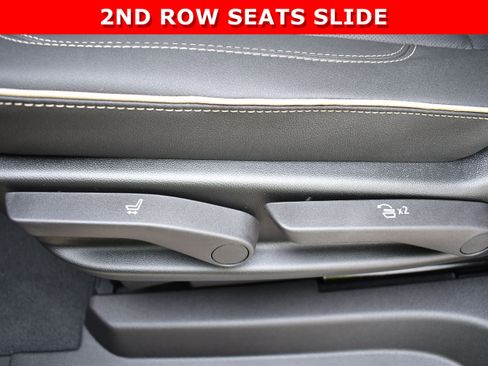 New 2026 GMC Yukon XL Elevation image 19