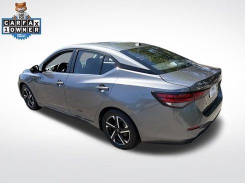 Used 2024 Nissan Sentra SV FWD image 5