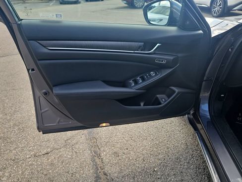 Used 2021 Honda Accord EX-L image 25