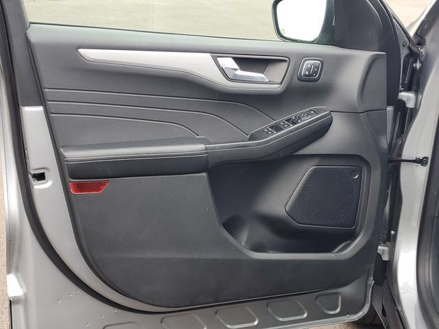 Used 2024 Ford Escape Platinum AWD/4WD image 10