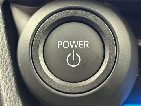 Used 2026 Toyota Prius XLE image 22