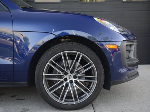 Certified 2026 Porsche Macan Turbo AWD/4WD image 41