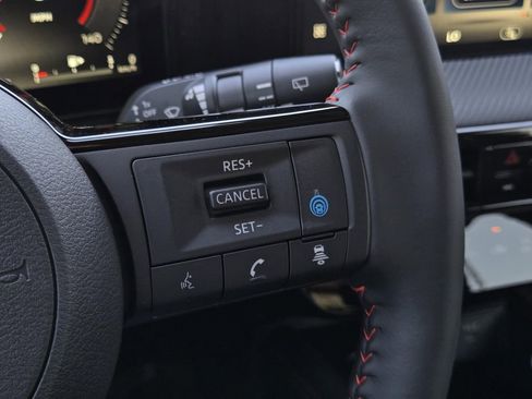 New 2026 Nissan Kicks SR FWD image 25