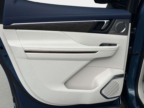 New 2026 Buick Enclave Avenir w/ Super Cruise Package image 12