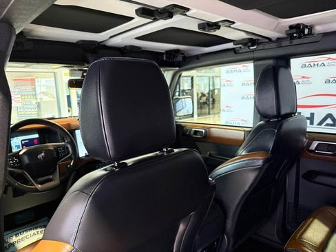 Used 2024 Ford Bronco Outer Banks image 36