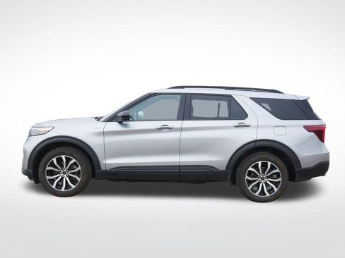 Certified 2023 Ford Explorer ST-Line AWD/4WD image 7