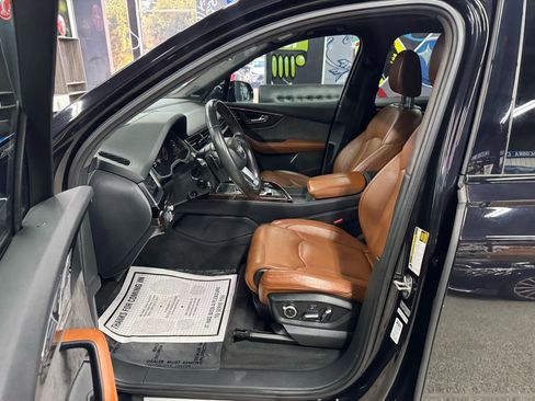 Used 2019 Audi Q7 3.0T Prestige AWD/4WD image 10