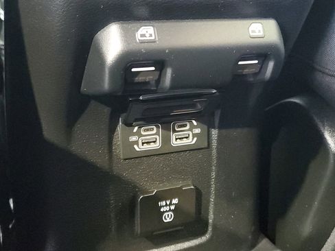 Certified 2021 Jeep Gladiator Mojave AWD/4WD image 13