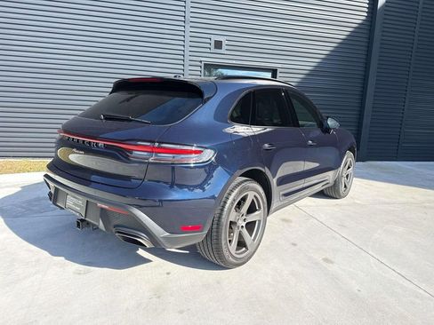 Used 2023 Porsche Macan Turbo image 11