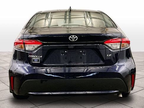 Used 2022 Toyota Corolla LE FWD image 4