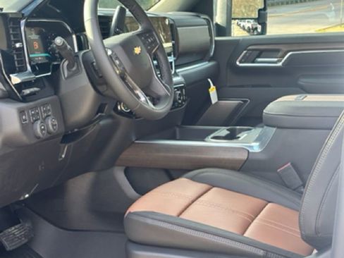 New 2026 Chevrolet Silverado 2500 High Country w/ Technology Package image 9