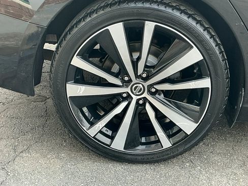 Used 2019 Nissan Altima 2.5 SR image 14