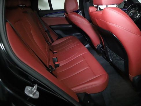 Certified 2024 BMW X4 xDrive30i w/ Premium Package image 34