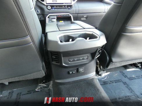 Used 2024 Toyota Tundra Platinum AWD/4WD image 51