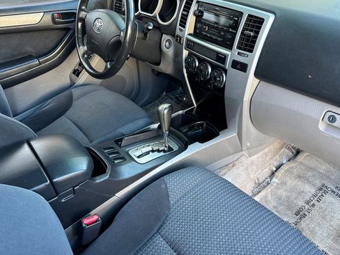 Used 2004 Toyota 4Runner SR5 image 30