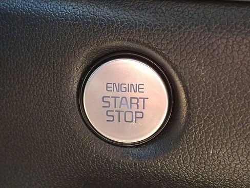 Certified 2025 Kia Sorento SX FWD image 24