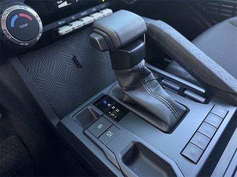 Used 2026 Toyota Tacoma SR image 18