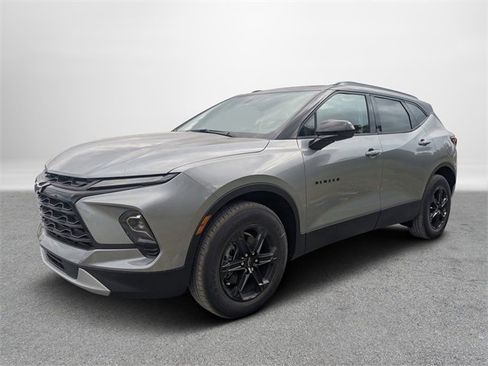 New 2025 Chevrolet Blazer LT w/ Midnight/Sport Edition image 8