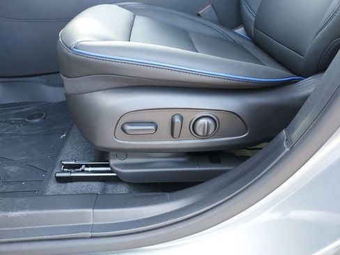 Certified 2025 Buick Envista Sport Touring w/ Convenience I Package image 16