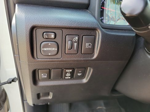 Used 2022 Toyota 4Runner Limited image 33