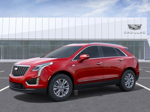 New 2025 Cadillac XT5 Luxury image 2