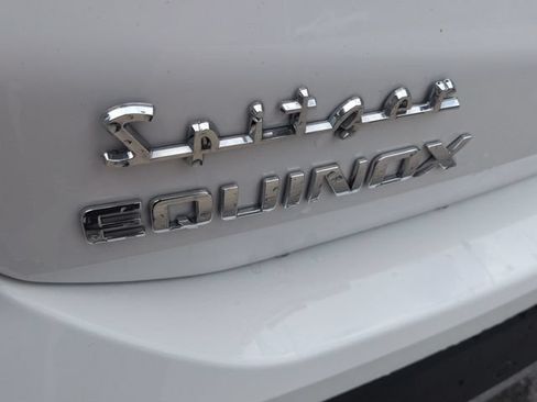 Used 2024 Chevrolet Equinox LT FWD image 34