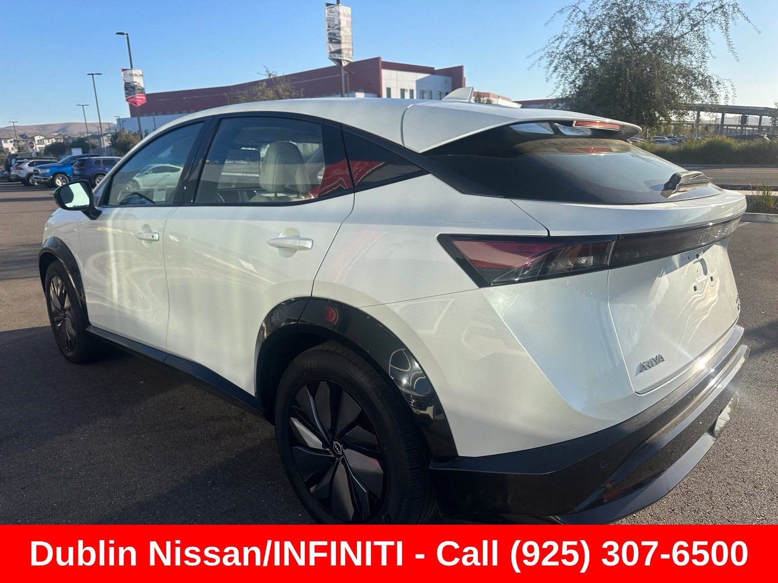 Used 2024 Nissan Ariya AWD image 4