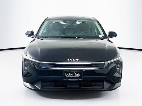 Used 2025 Kia K4 LXS image 2