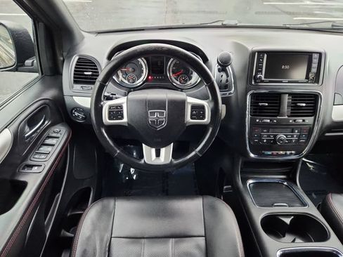 Used 2019 Dodge Grand Caravan GT FWD image 21
