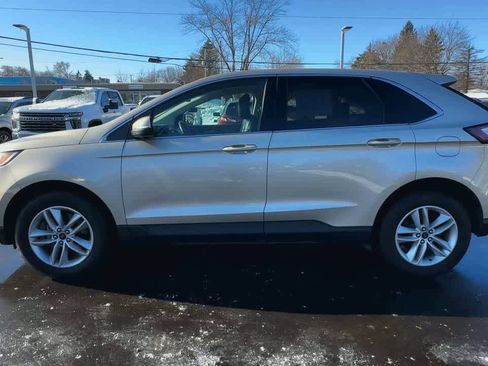 Used 2017 Ford Edge SEL w/ Equipment Group 201A image 5