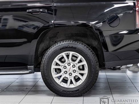 Used 2017 GMC Yukon SLT RWD image 8