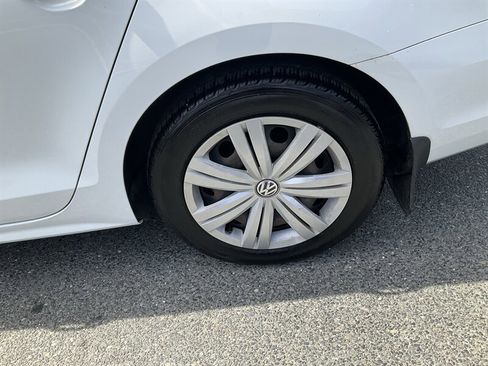 Used 2017 Volkswagen Jetta S FWD image 10